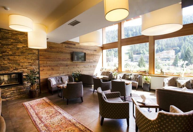 فندق Garni Caminetto