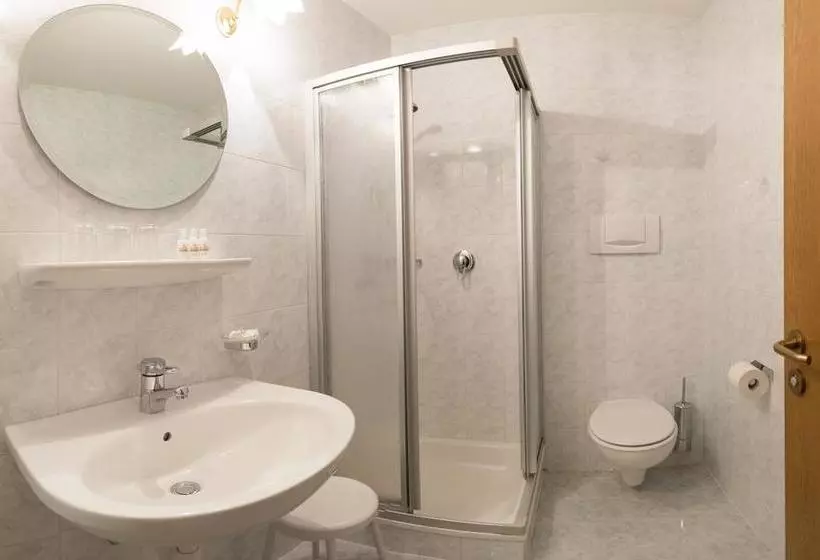 Hotelli Gasthof Jochele