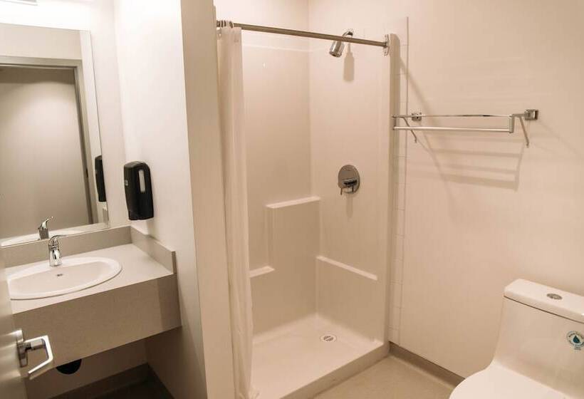 هتل Hi Jasper Hostel