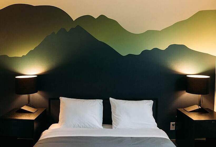 هتل Hi Jasper Hostel