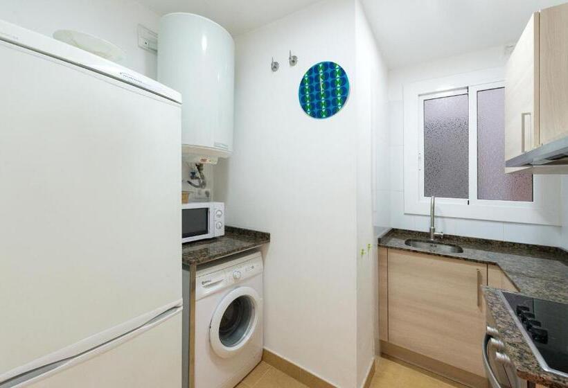 هتل Hostal Bestprice Barcelona Stadium