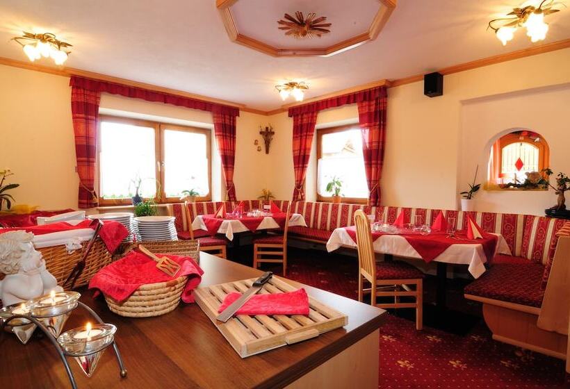 ホテル Häuslerhof