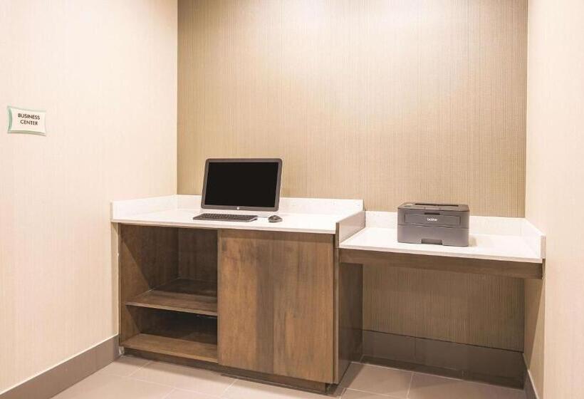 فندق La Quinta By Wyndham York