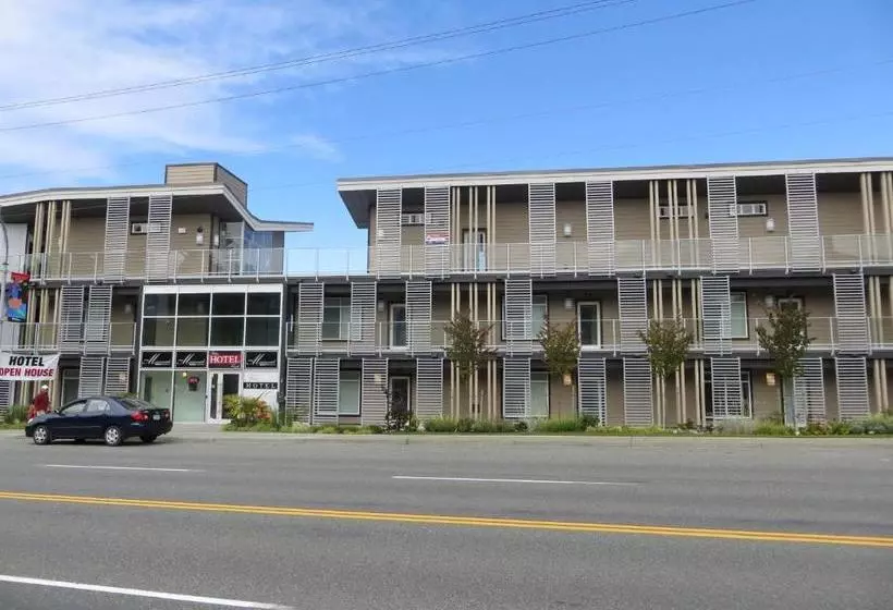 Hotel The Marinaside Resort