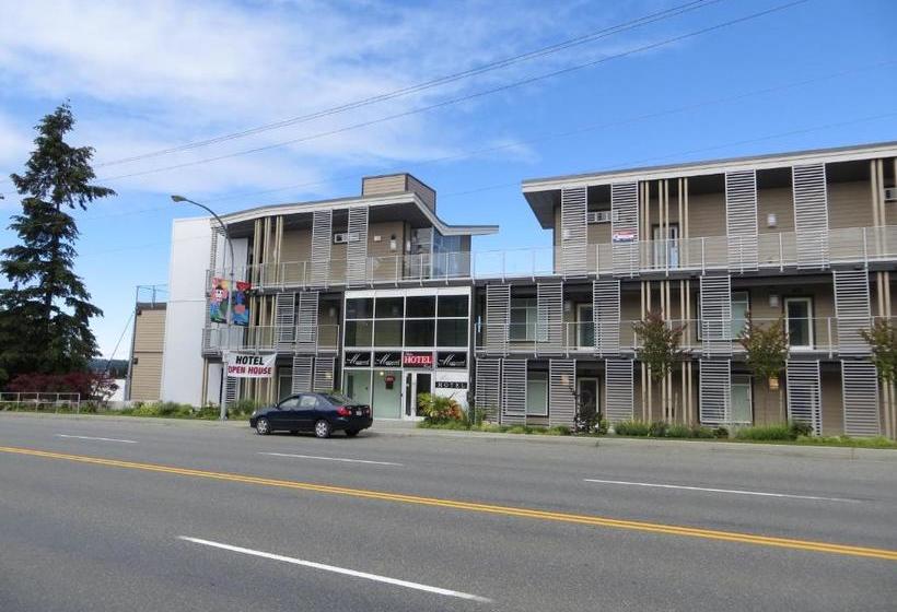 Отель The Marinaside Resort