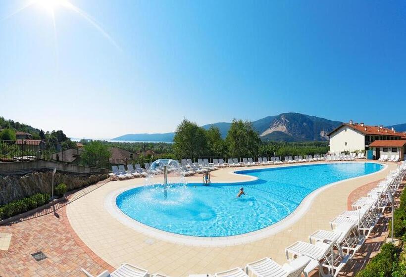 هتل Residence Isolino