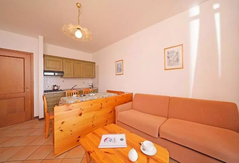 ホテル Residence Primera Rompala, Gtsgroup
