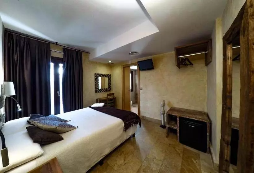 Hotel Room Tarifa
