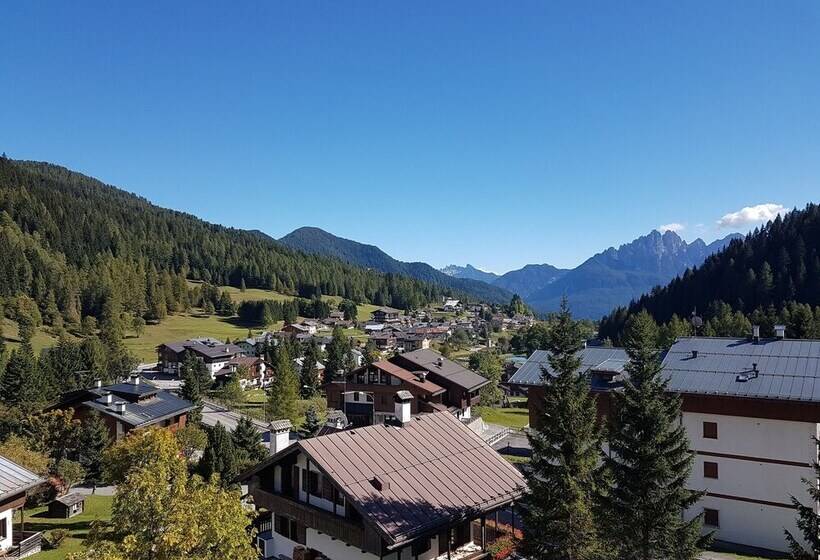 בית מלון כפרי Sporting