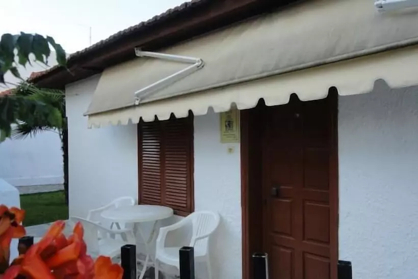 هتل Vicky Rooms & Apartments