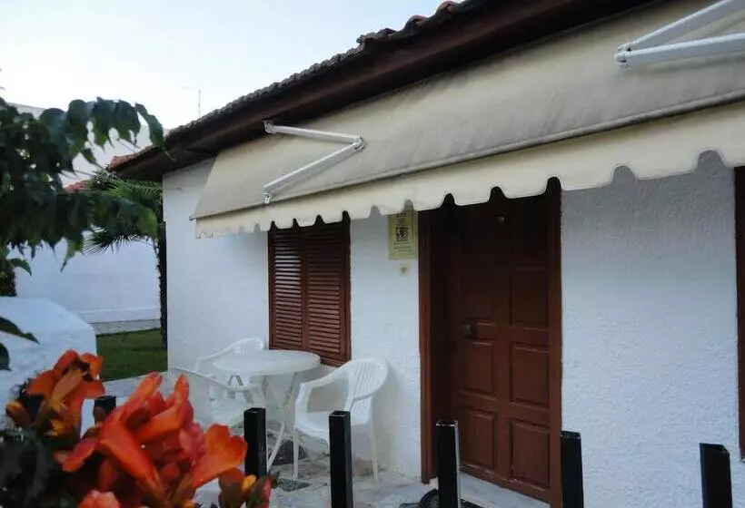 هتل Vicky Rooms & Apartments