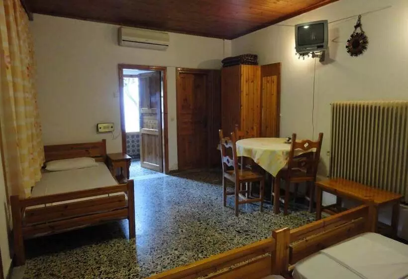 هتل Vicky Rooms & Apartments