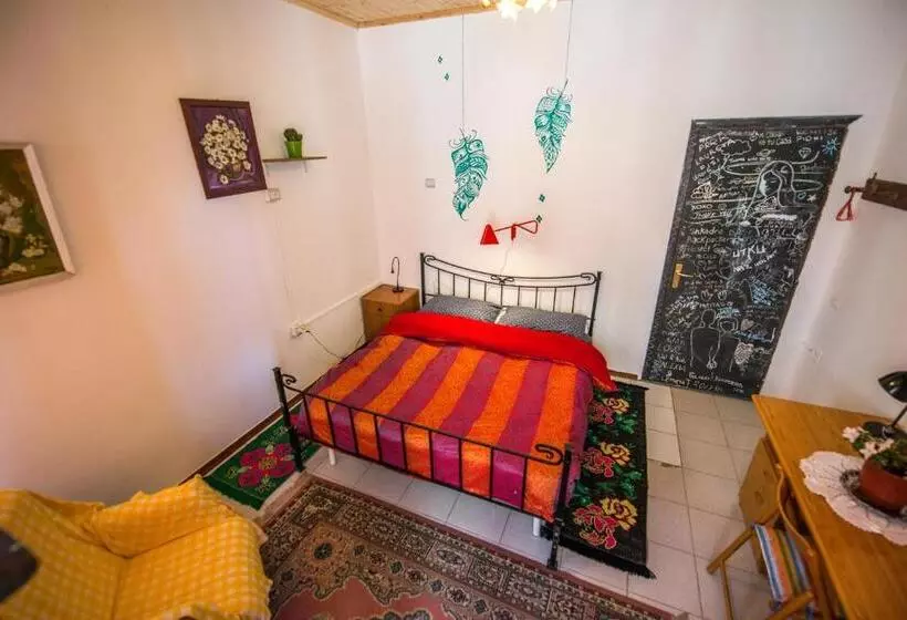 Mi Casa Es Tu Casa   Shkodra Backpackers Hostel