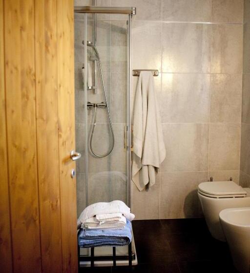 هتل B&b Al Sole Di Cavessago