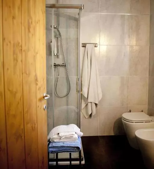 هتل B&b Al Sole Di Cavessago