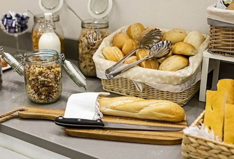 فندق Biagi & Residence