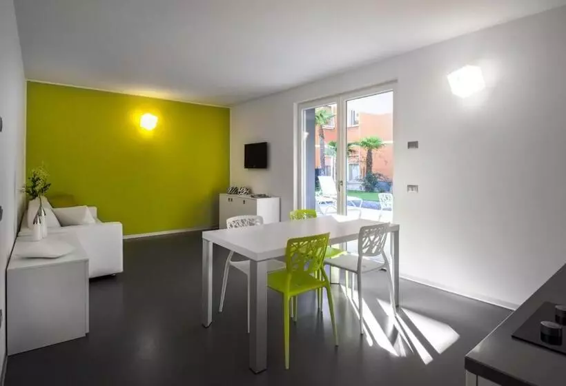 Hotelli Gardabike Residence