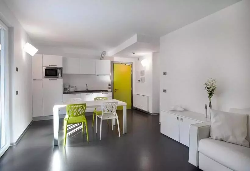 Hotelli Gardabike Residence
