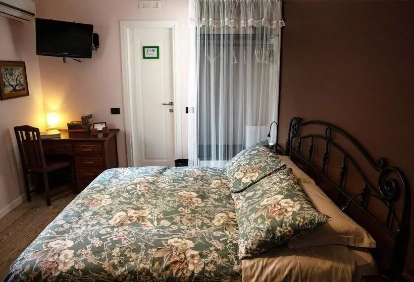 هتل Lirma B&b