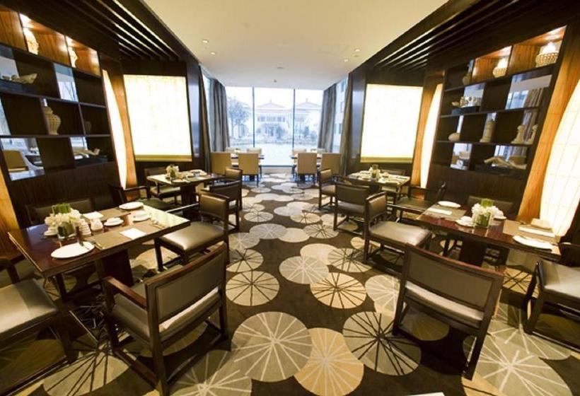 Отель Ondine International