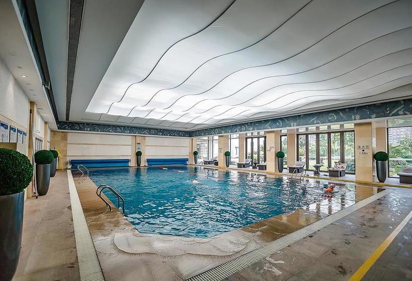 Отель Ondine International