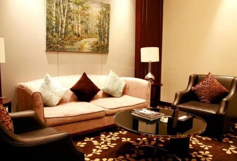 Отель Ondine International