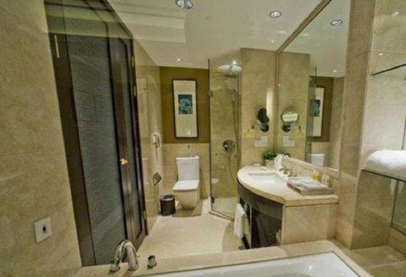 Отель Ondine International