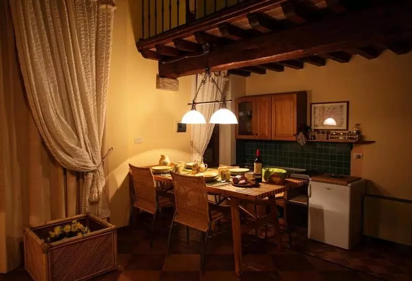 ホテル Residence Le Santucce