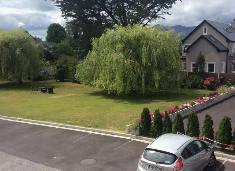 Hotel The Gardens B&b