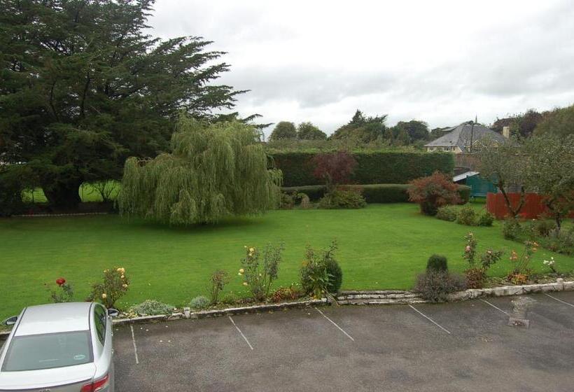 فندق The Gardens B&b