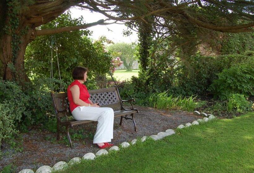 فندق The Gardens B&b