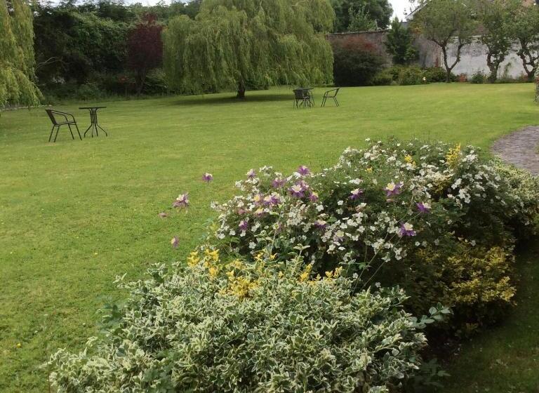 فندق The Gardens B&b