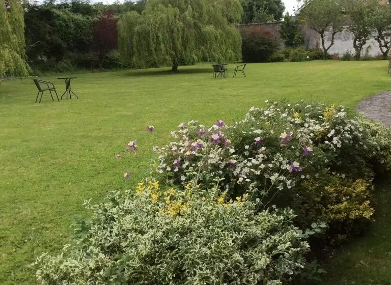 Hotel The Gardens B&b