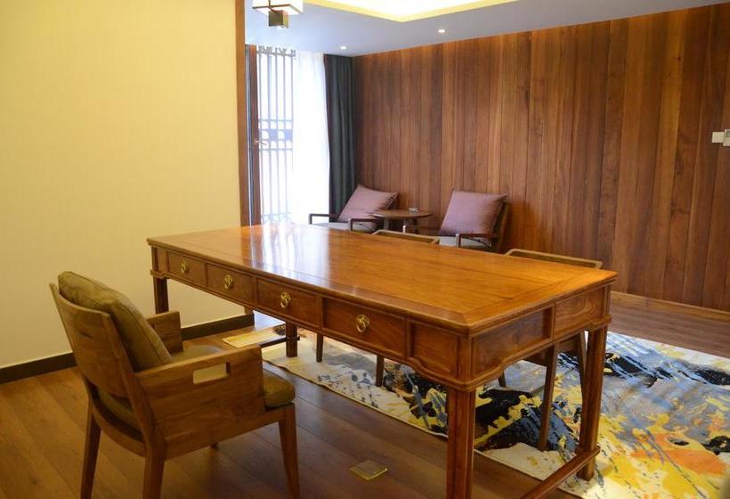 Jinyuan Zhangfei International Hotel - Langzhong