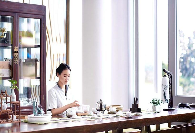 Hotel Phoenix Island Resort Sanya