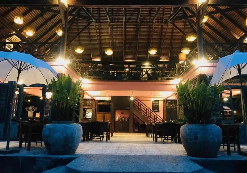 مسافرخانه Baba Ecolodge