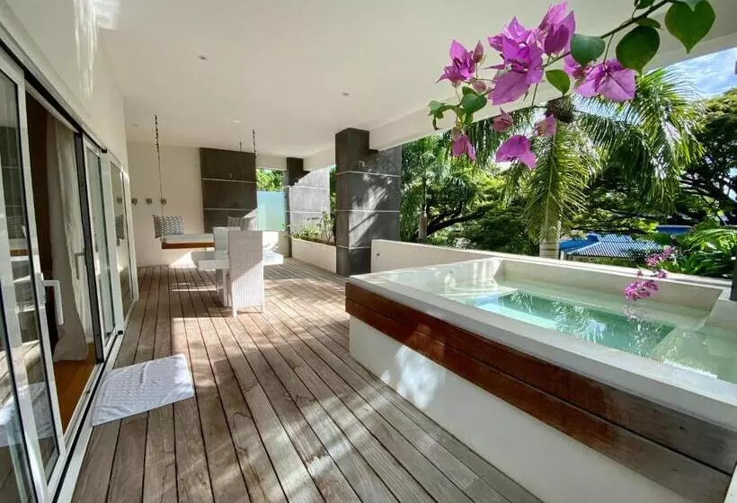 هتل Casa 22 Luxury Boutique