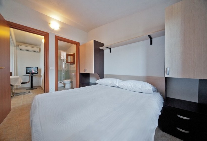 Отель Dalmatian Star Homes