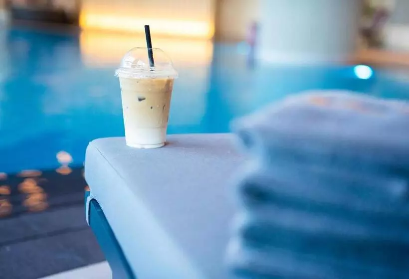 هتل Kuwait Grand