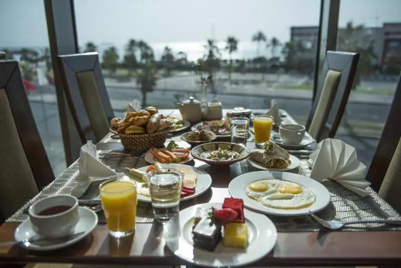 هتل Kuwait Grand