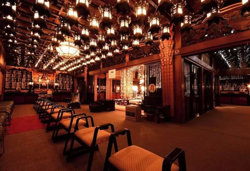 Hotelli 高野山 宿坊 桜池院  Koyasan Shukubo Yochiin
