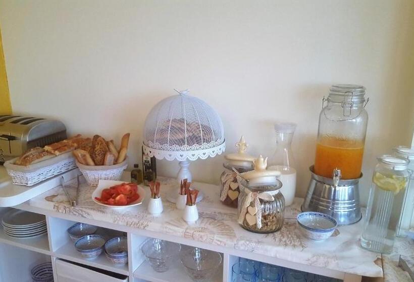 בית מלון כפרי Panorama Tapia