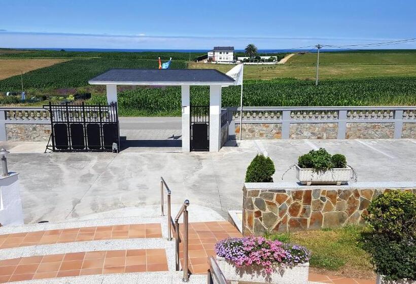 בית מלון כפרי Panorama Tapia