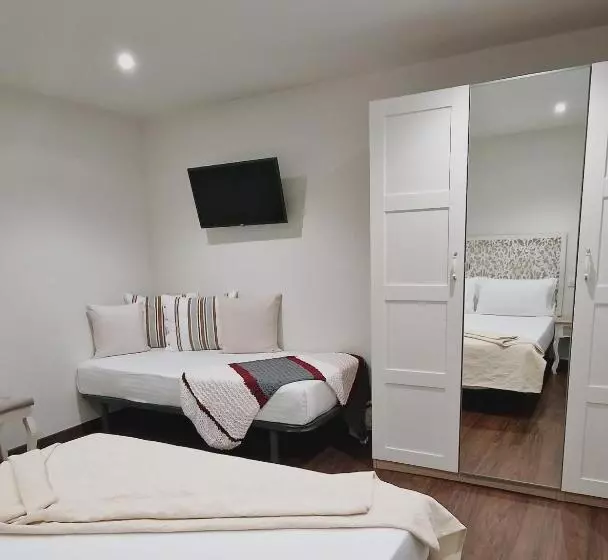 هتل Panorama Tapia