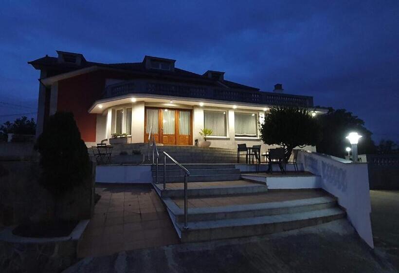 בית מלון כפרי Panorama Tapia