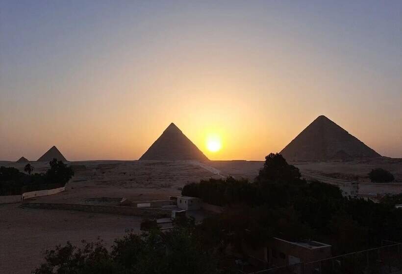 هتل Sphinx Palace Guest House