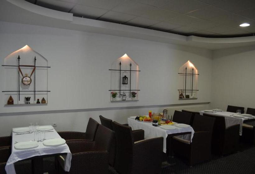 هتل Villa Hipodrom