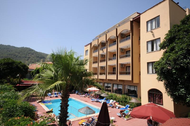 Juniper Hotel & Siesta