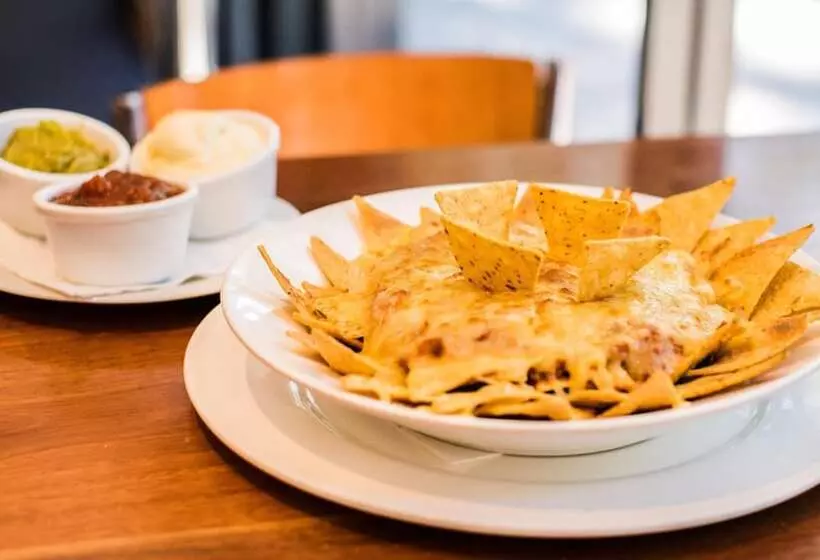 مُتل Settlers Inn