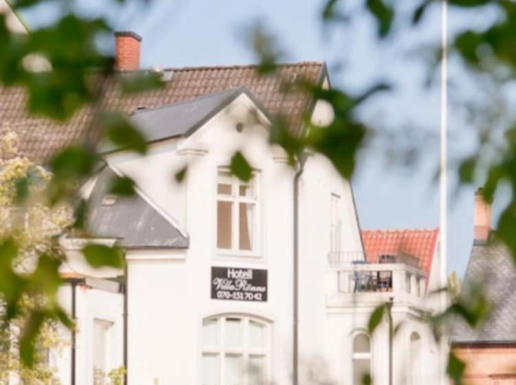 پانسیون L Villa Ronne